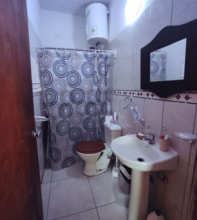 e3cb472e-4b6b-430e-aaa5-f2509760ec20.jpg