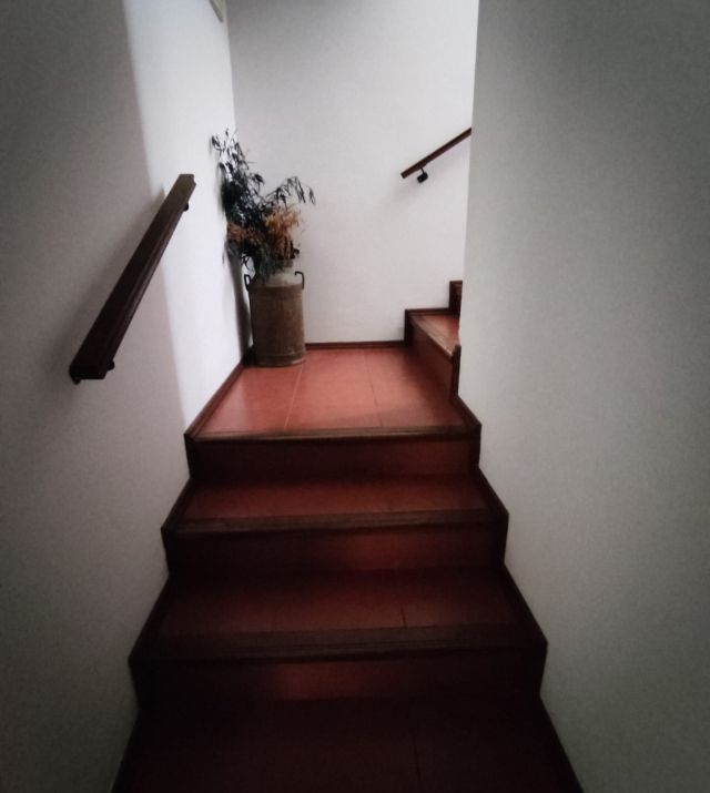 escalera.jpg