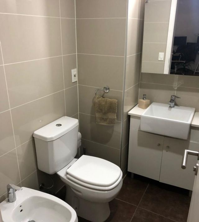 f8.jpg